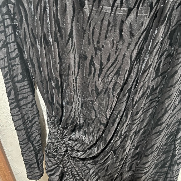 Cider Textured Black Long Sleeve Dress All Black Velvet Zebra Print Side Slit - Picture 2 of 3